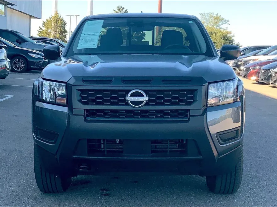 2025 Nissan Frontier Crew Cab S photo 1