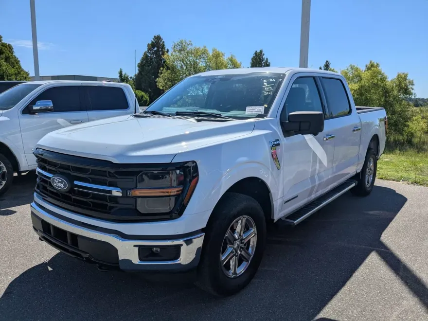 2024 Ford F-150 XLT photo 1