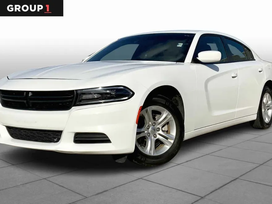 2022 Dodge Charger SXT photo 1
