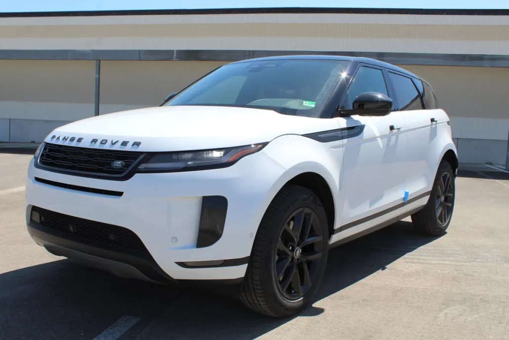 2026 Land Rover Range Rover Evoque S photo 1