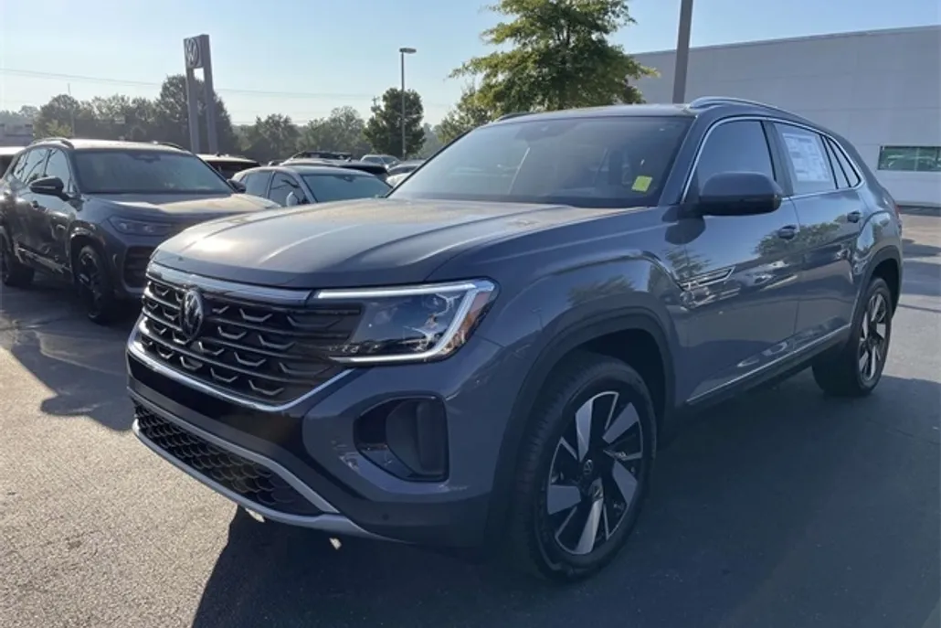 2026 Volkswagen Atlas Cross Sport SEL photo 1