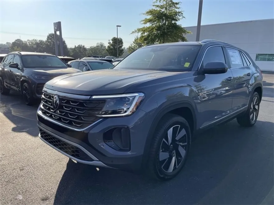 2026 Volkswagen Atlas Cross Sport SEL photo 1