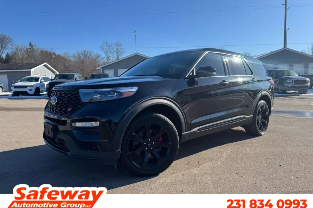 2022 Ford Explorer ST photo 1