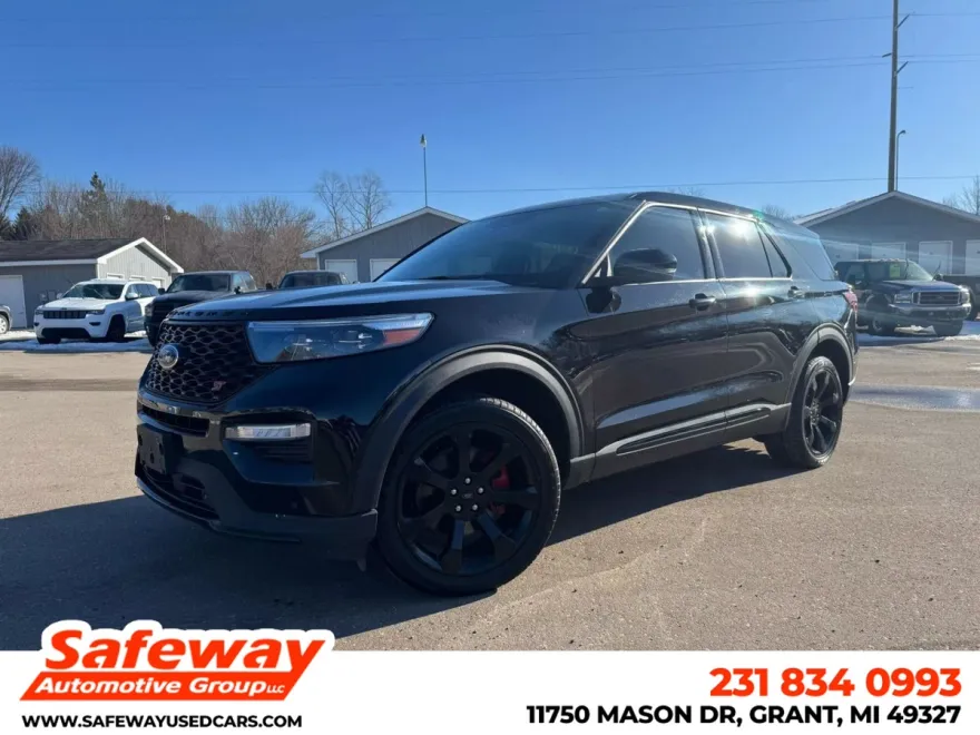 2022 Ford Explorer ST photo 1