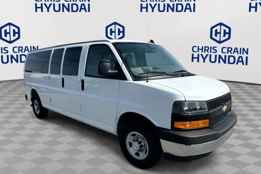 2023 Chevrolet Express 3500 LS Passenger photo 1