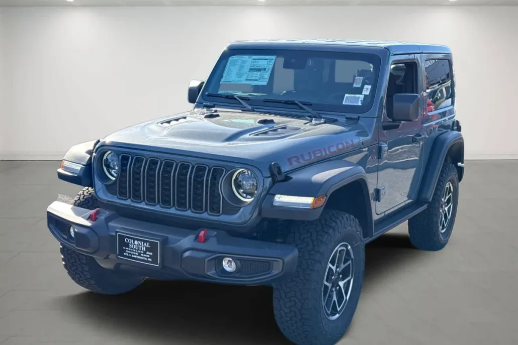 2025 Jeep Wrangler Rubicon photo 1