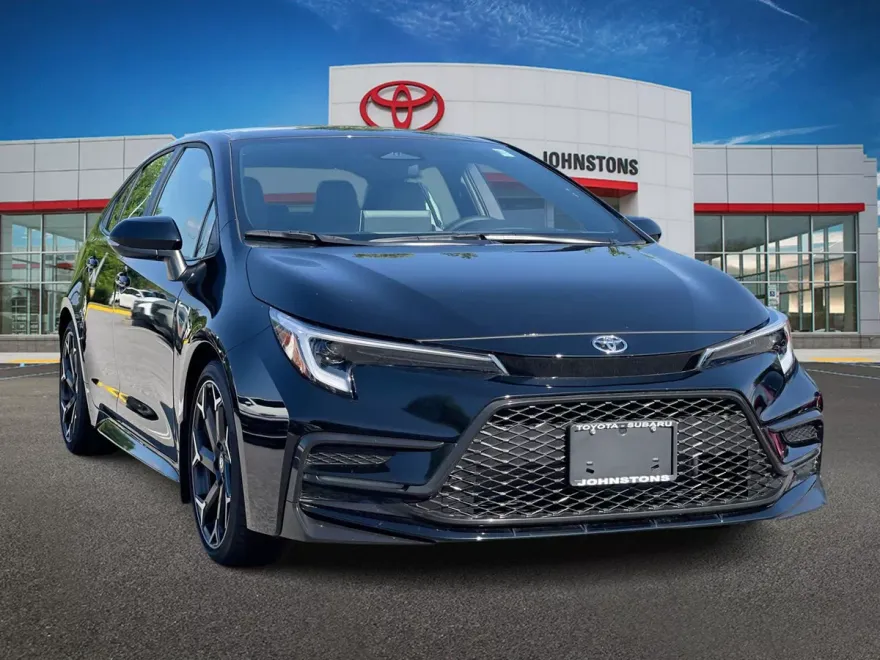 2025 Toyota Corolla photo 1