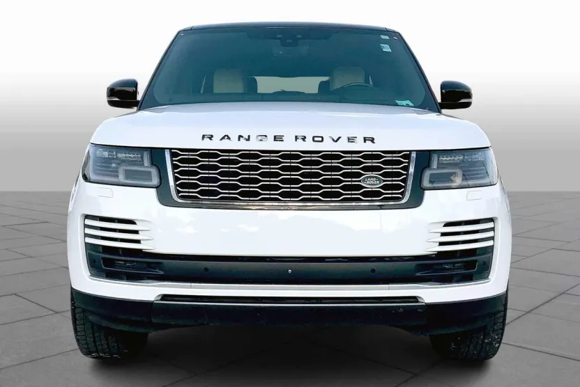 2019 Land Rover Range Rover HSE photo 1