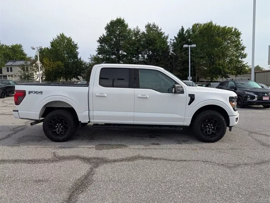 2024 Ford F-150 XLT photo 1