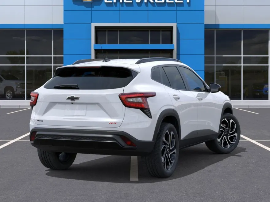 2025 Chevrolet Trax photo 1