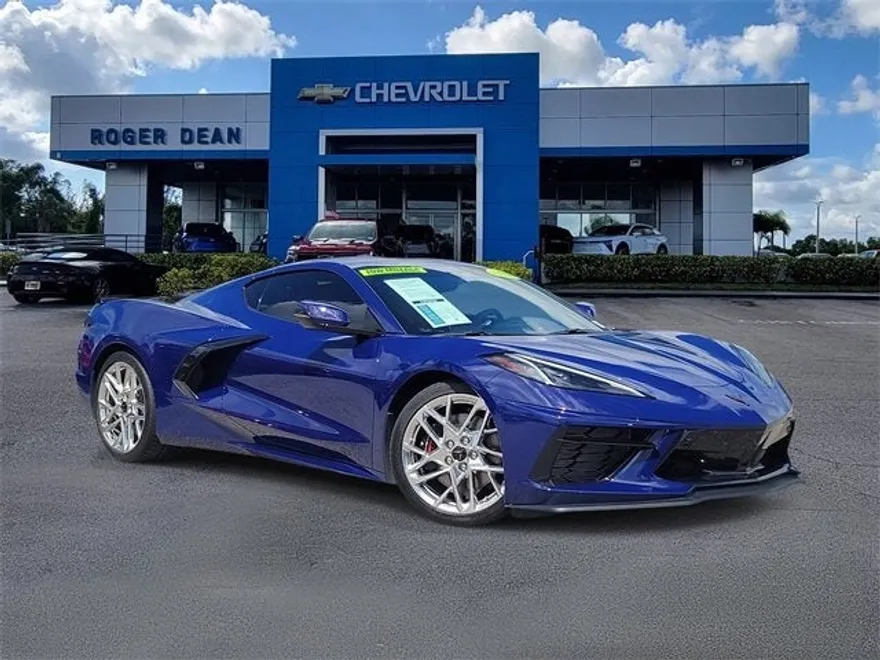 2025 Chevrolet Corvette Stingray 2LT photo 1