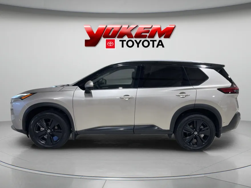 2021 Nissan Rogue Platinum photo 1