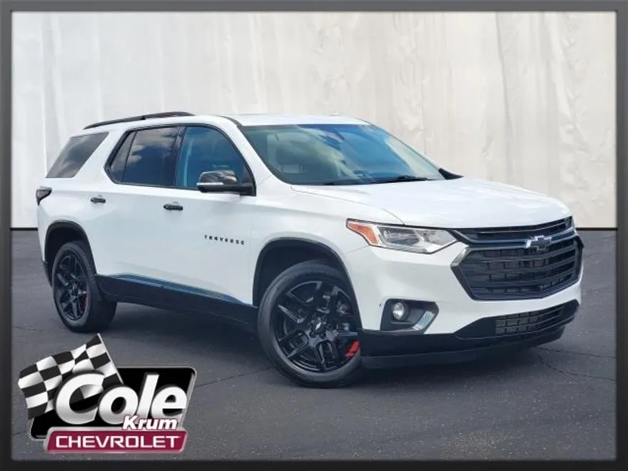 2021 Chevrolet Traverse Premier photo 1