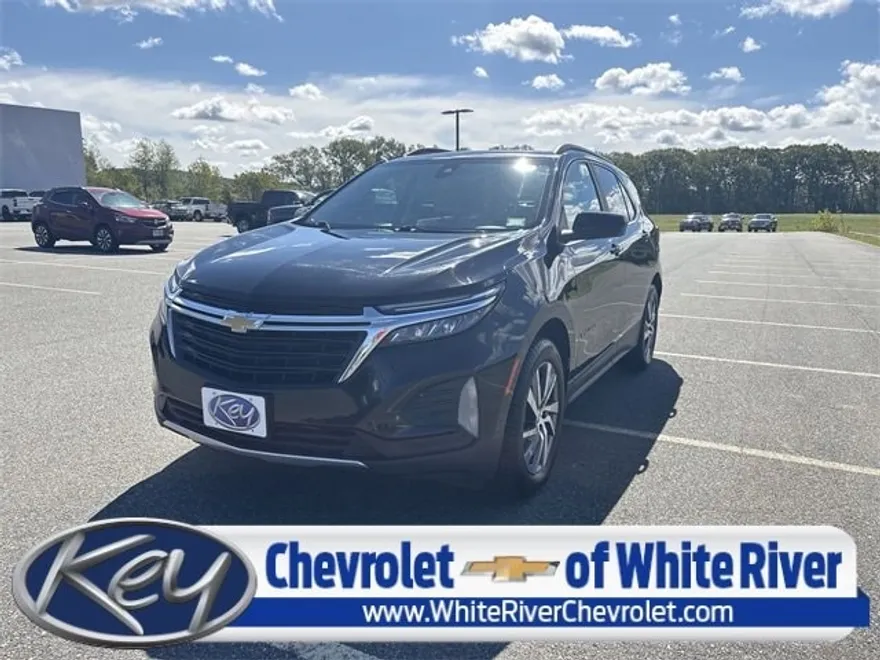2022 Chevrolet Equinox LT photo 1