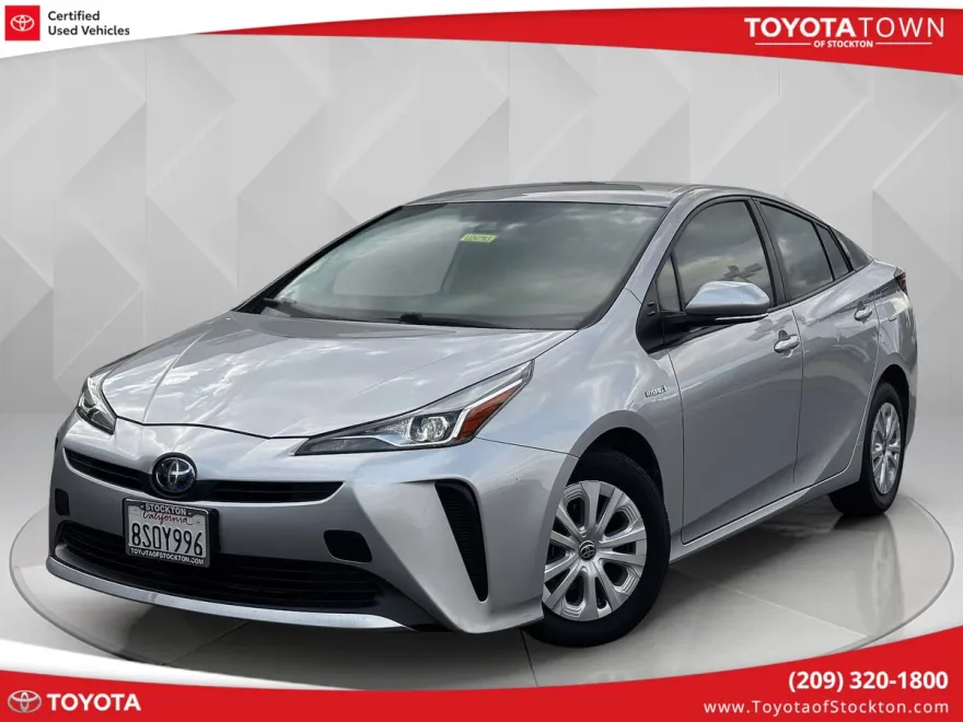 2020 Toyota Prius L Eco photo 1