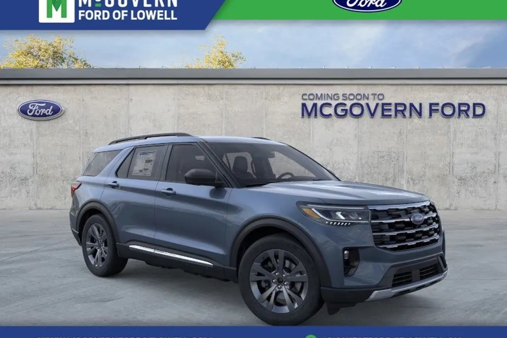 2025 Ford Explorer photo 1