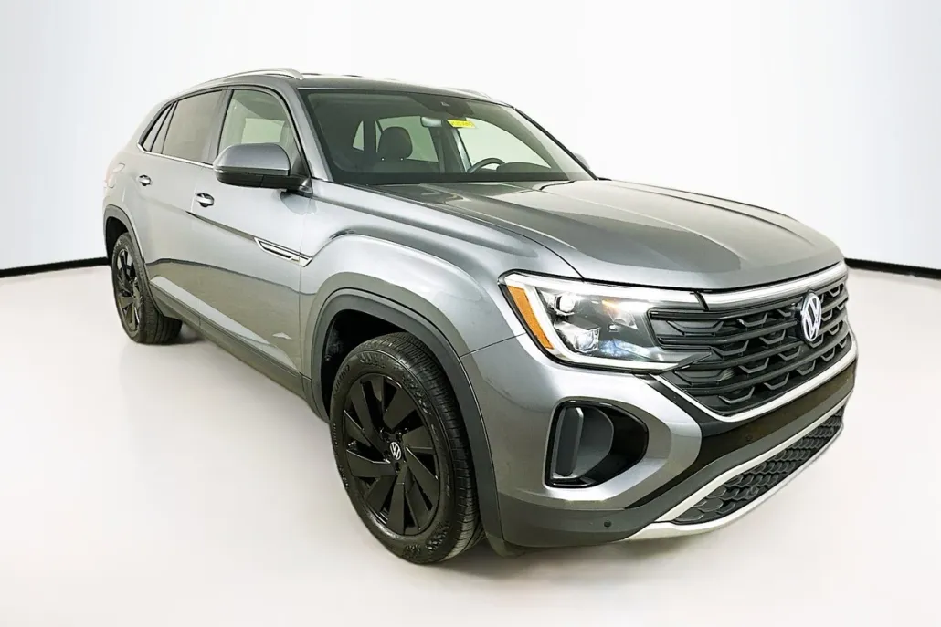 2024 Volkswagen Atlas Cross Sport SE Technology photo 1