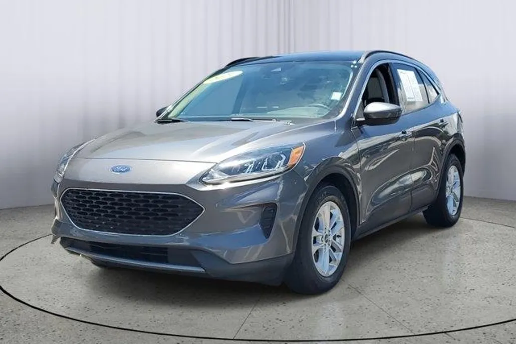 2021 Ford Escape SE photo 1