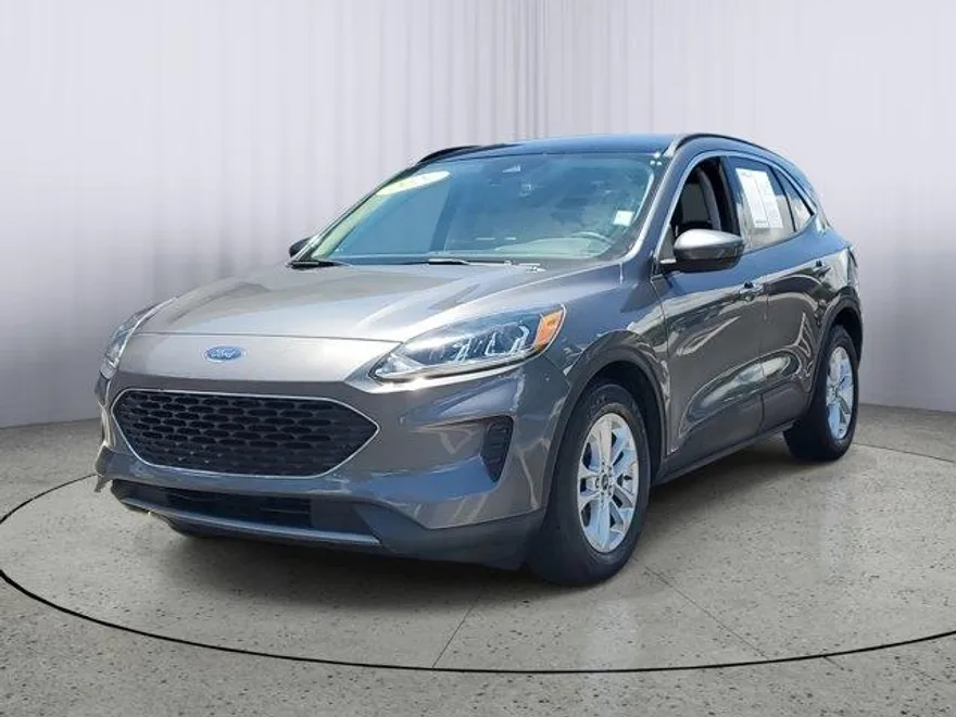 2021 Ford Escape SE photo 1