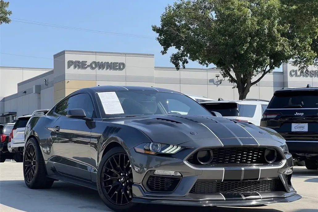 2020 Ford Mustang GT photo 1