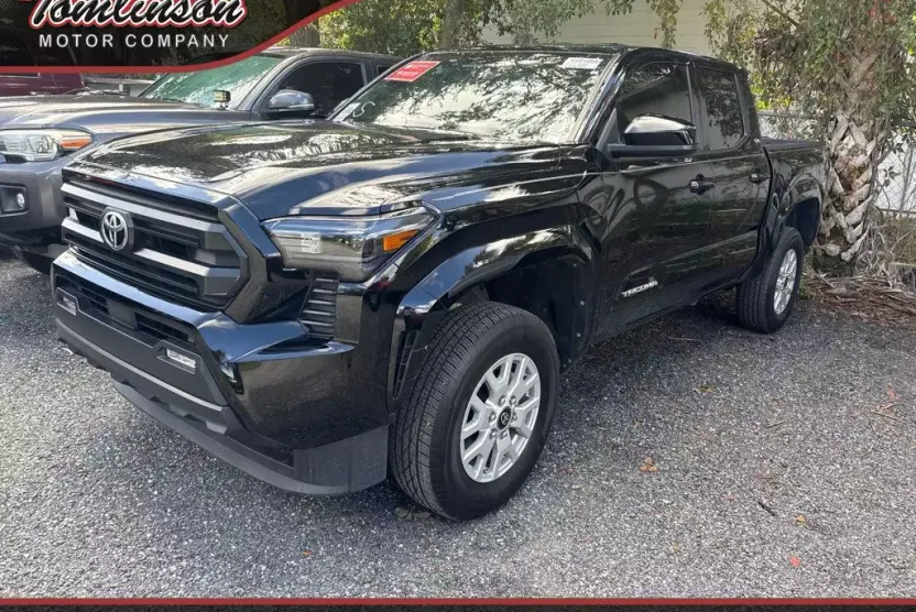 2025 Toyota Tacoma SR5 photo 1