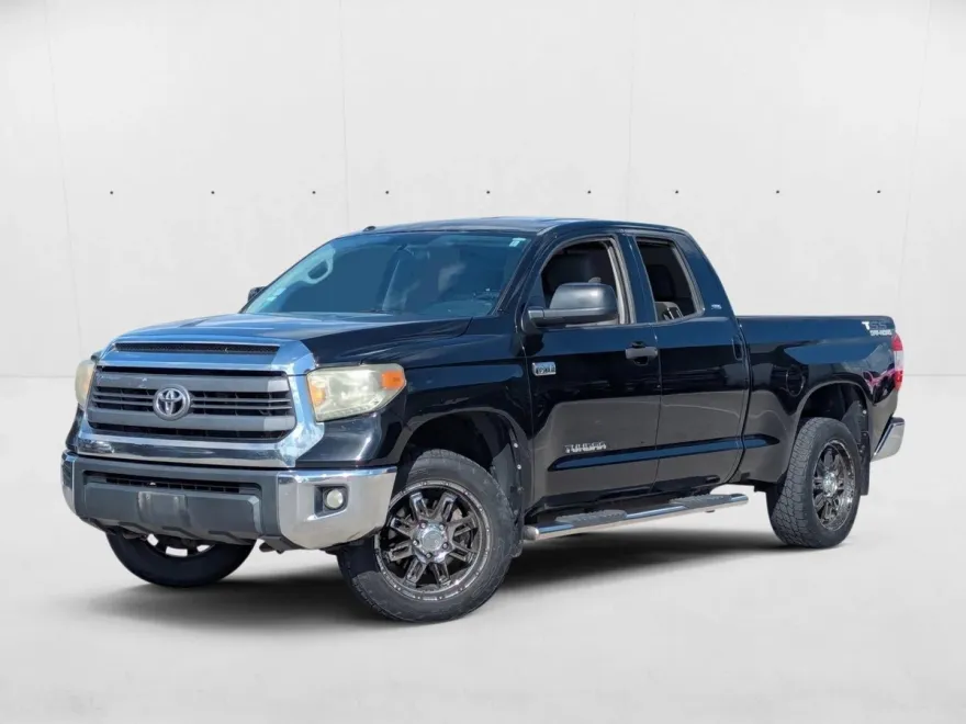 2014 Toyota Tundra SR5 photo 1