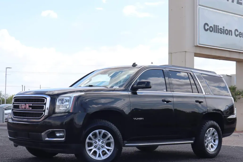2015 Gmc Yukon SLE photo 1