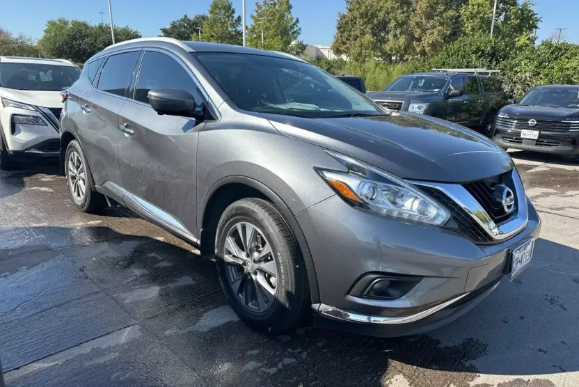 2015 Nissan Murano SL photo 1