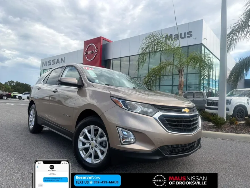 2019 Chevrolet Equinox LT photo 1