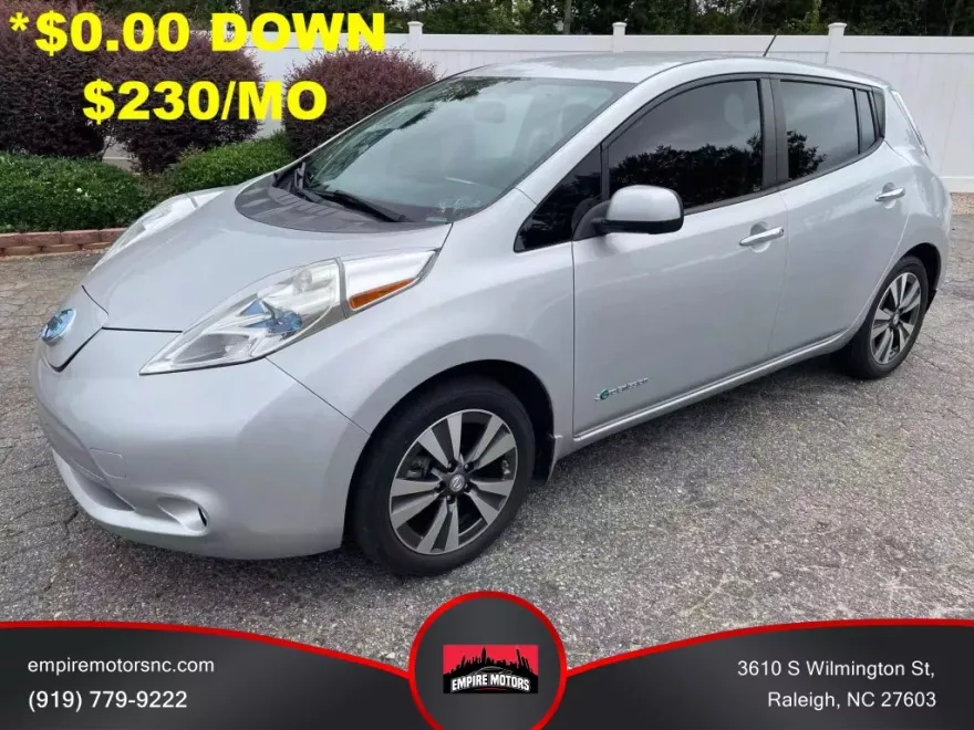2015 Nissan Leaf SL photo 1