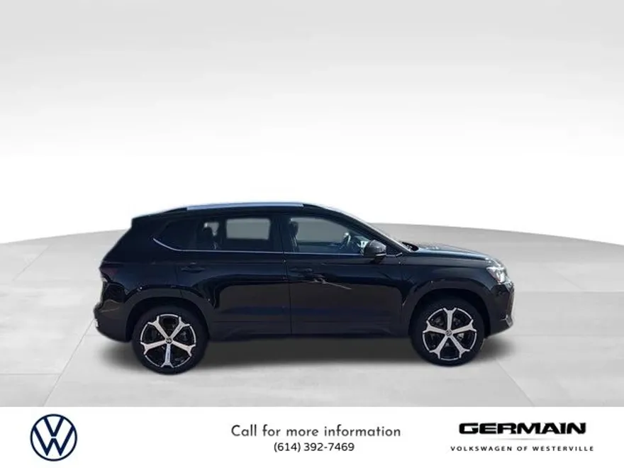 2025 Volkswagen Taos SEL photo 1