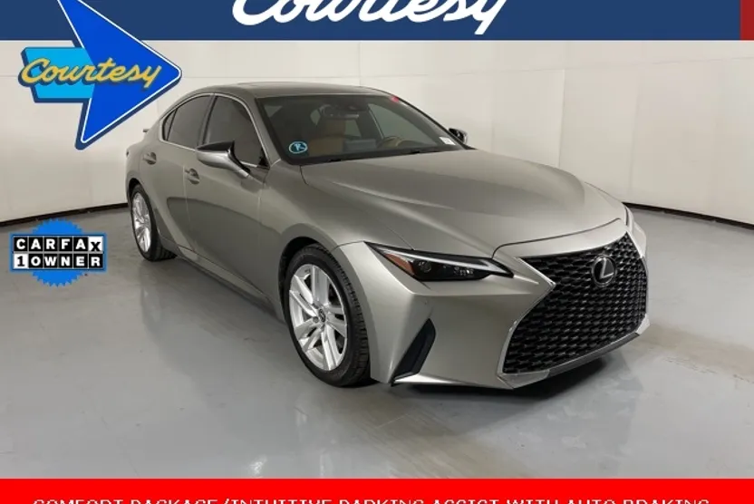 2021 Lexus IS 300 photo 1