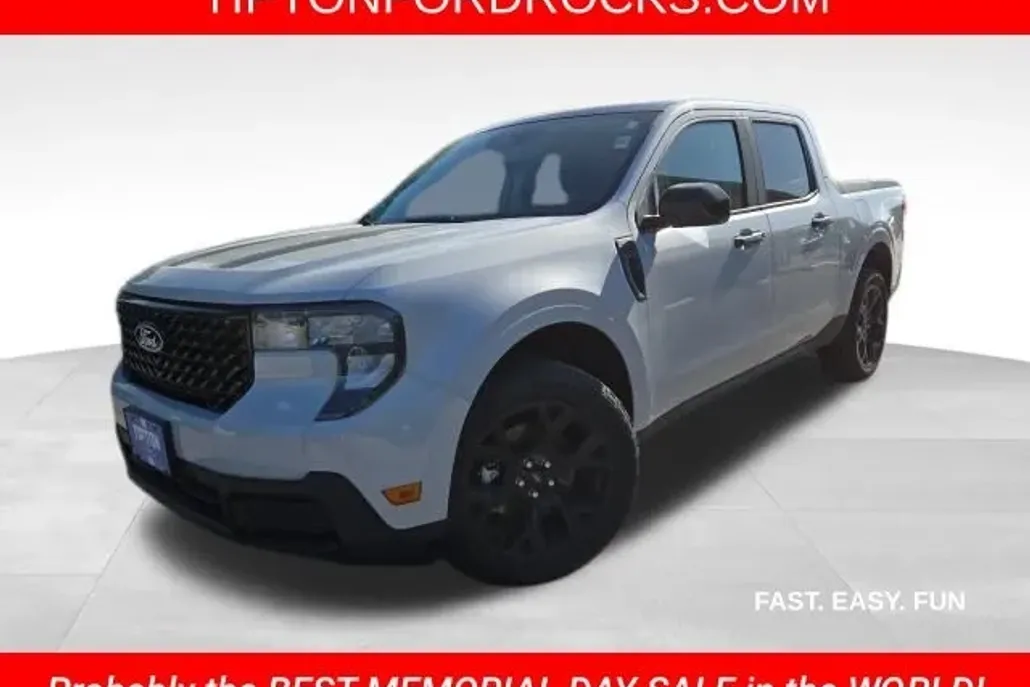 2025 Ford Maverick XLT photo 1