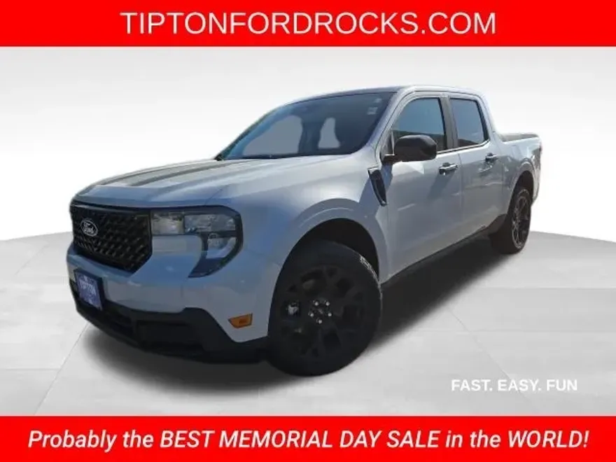 2025 Ford Maverick XLT photo 1