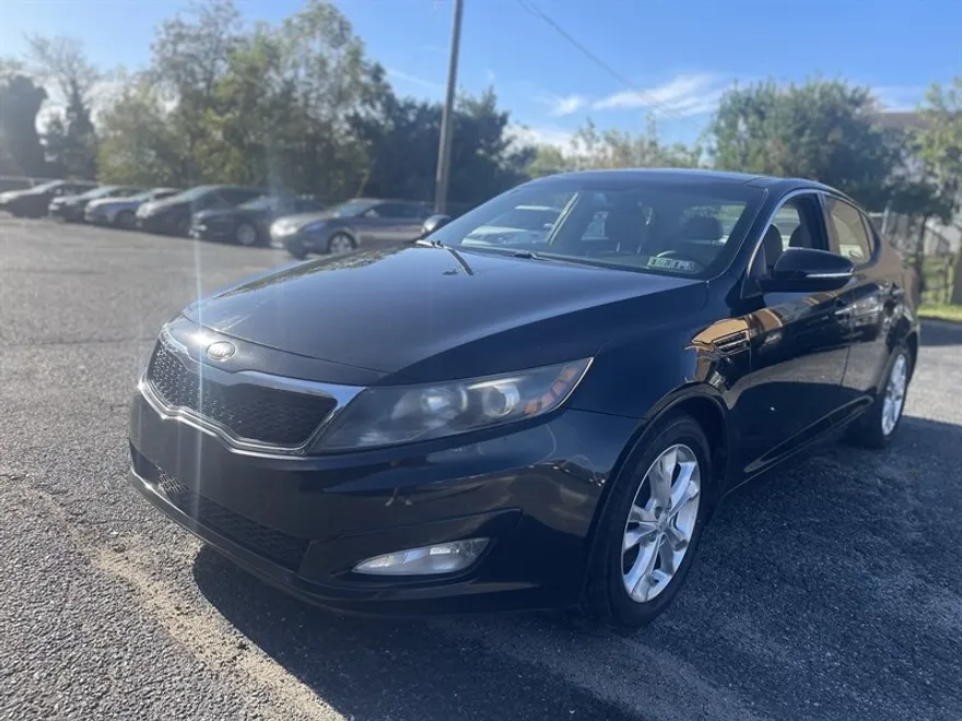 2013 Kia Optima EX photo 1