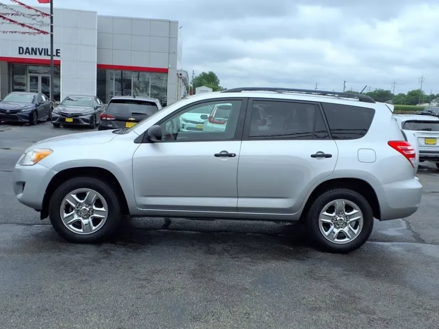 2012 Toyota RAV4 Base photo 1