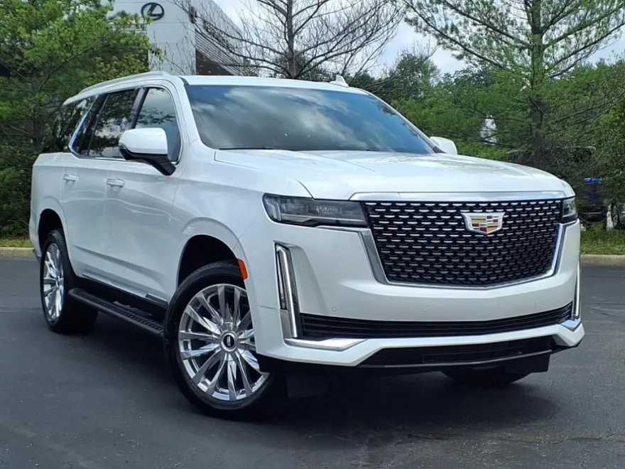 2024 Cadillac Escalade Premium Luxury photo 1