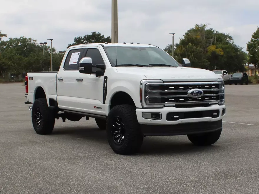 2024 Ford F-250 photo 1