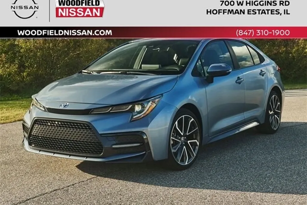 2022 Toyota Corolla LE photo 1