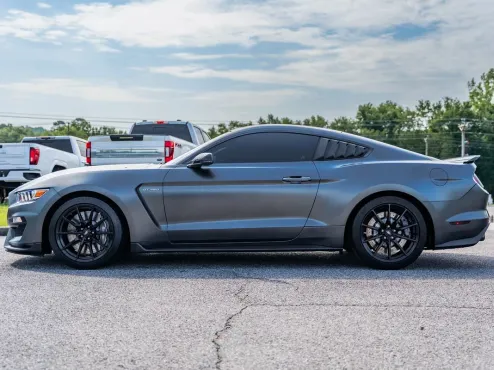 2017 Ford Mustang Shelby GT350 photo 4