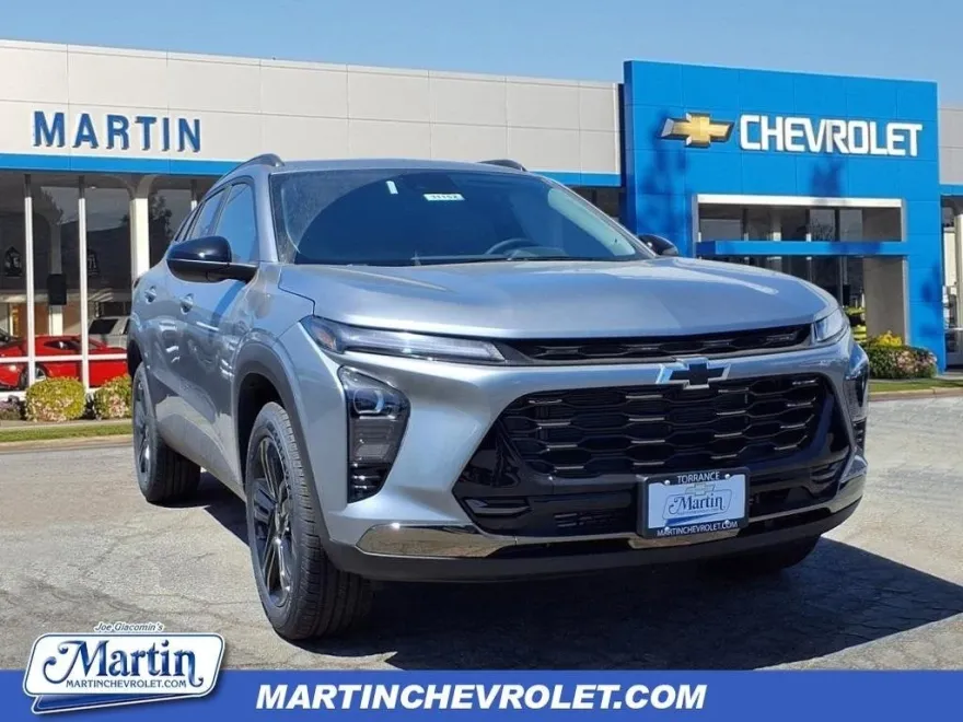 2025 Chevrolet Trax ACTIV photo 1