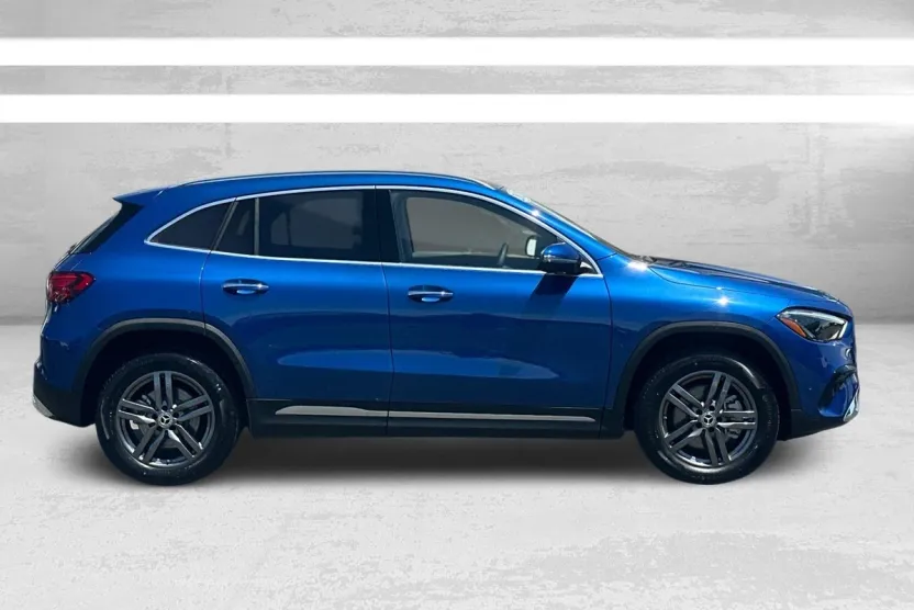 2025 Mercedes Benz GLA 250 4MATIC photo 1