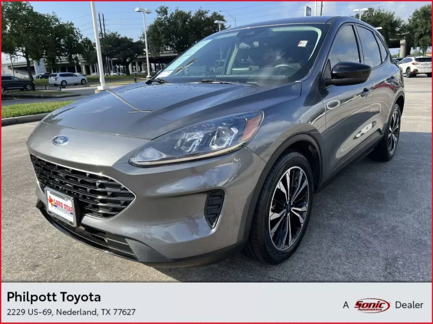 2022 Ford Escape SE photo 1