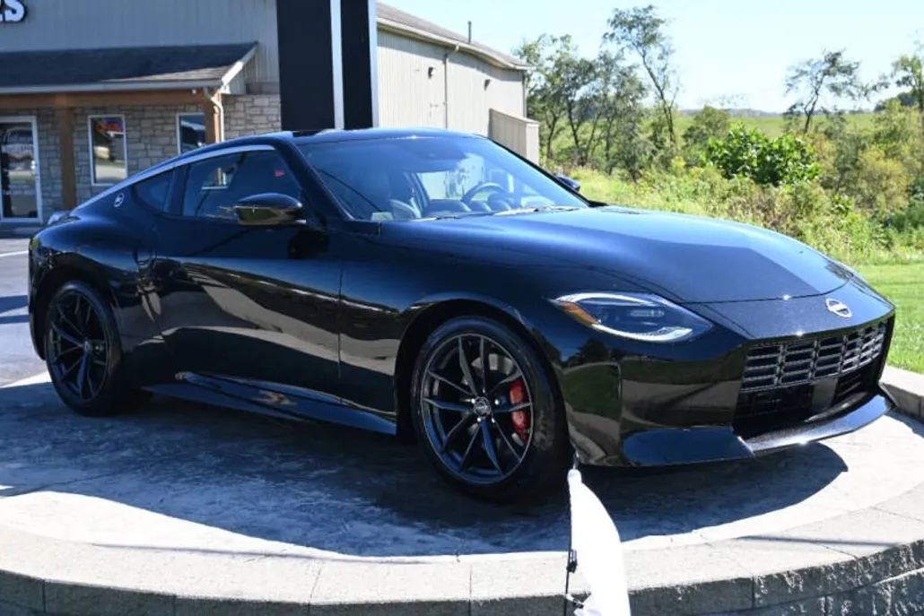2024 Nissan Z Performance photo 1