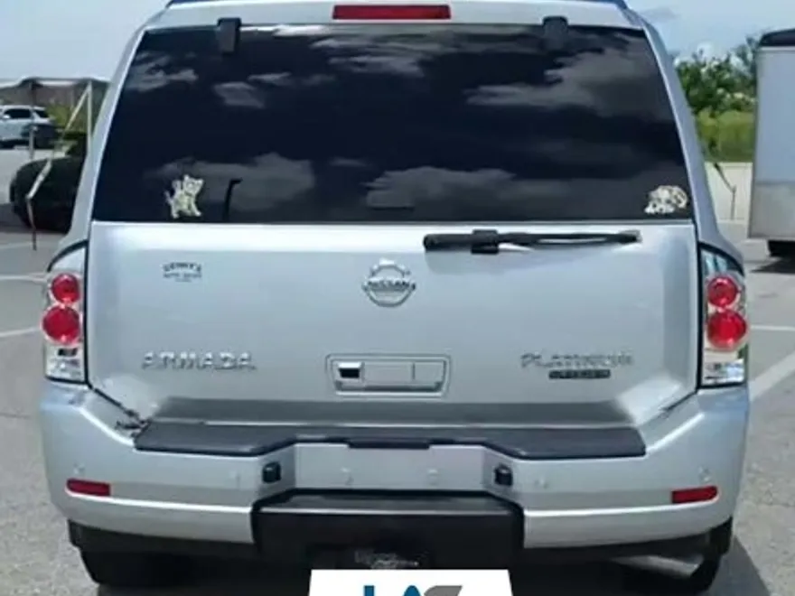 2015 Nissan Armada Platinum photo 1