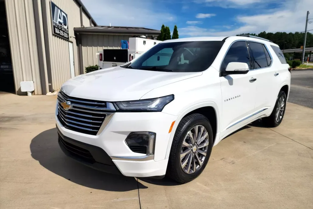 2023 Chevrolet Traverse Premier photo 1