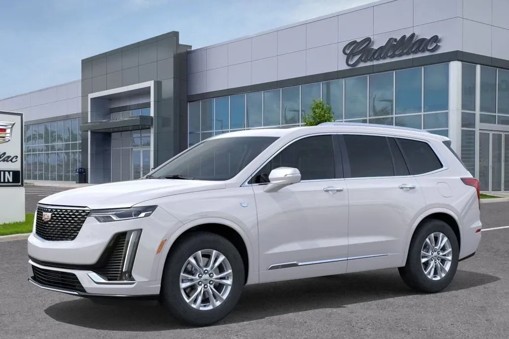 2025 Cadillac XT6 Luxury photo 1