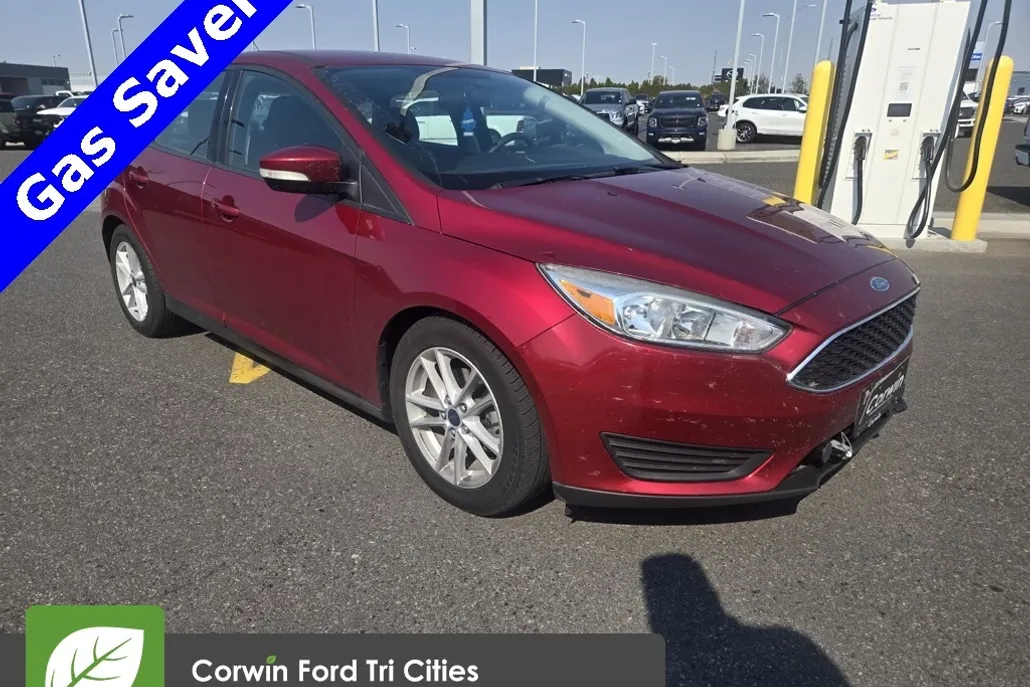 2017 Ford Focus SE photo 1