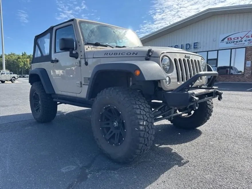 2016 Jeep Wrangler Rubicon photo 1
