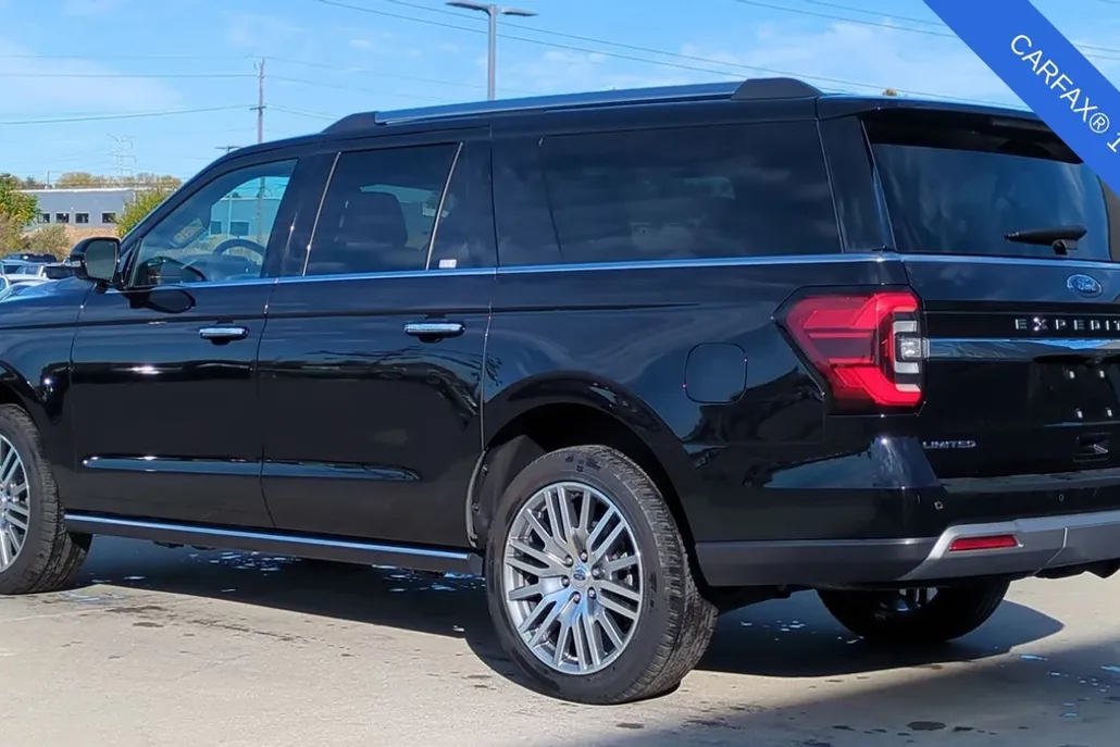 2023 Ford Expedition MAX Limited photo 1